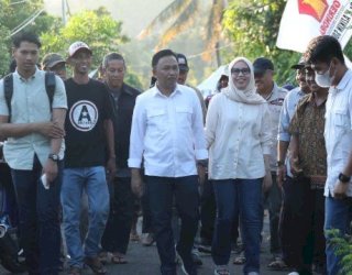 Petani Pa&rsquo;bentengan Dukung Ilham Azikin, Senang dengan Program 100 Persen Jalan Tani