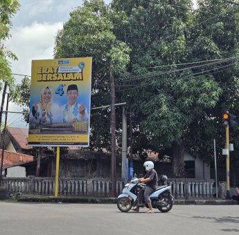 Jangan Ditiru! Reklame Ilegal Paslon Cawalkot Terus Berdiri Tanpa Bayar Pajak, Pemkot Parepare Kecolongan&nbsp;
