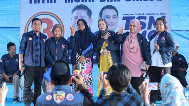 Antusiasme Warga Bacukiki Barat, Seruan "Tasming Hamid Wali Kota" Gema di Pantai Bibir