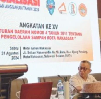 Apiaty Amin Syam Ajak Masyarakat Makassar Peduli Terhadap Sampah