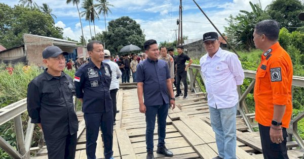 Ketua DPRD Takyuddin Bareng Abd Rahman Bareng Pj Bupati Tinjau Pos Pengamanan Nataru-Infrastruktur Rusak