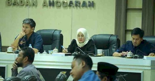 Badan Anggaran DPRD Kota Makassar Rapat Bahas Rancangan Perubahan KUA APBD 2024