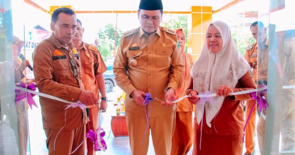Bupati Barru Resmikan Gedung PONED dan Serahkan Mobil Ambulance untuk Tingkatkan Pelayanan Kesehatan
