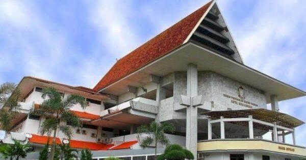 Sebanyak 50 anggota DPRD Kota Makassar Periode 2024-2029 terpilih akan dilantik hari ini