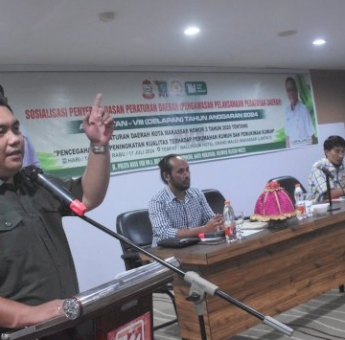 Imam Musakkar Ingatkan Warga Tidak Jadikan Kawasan Perumahan dan Pemukiman Kotor