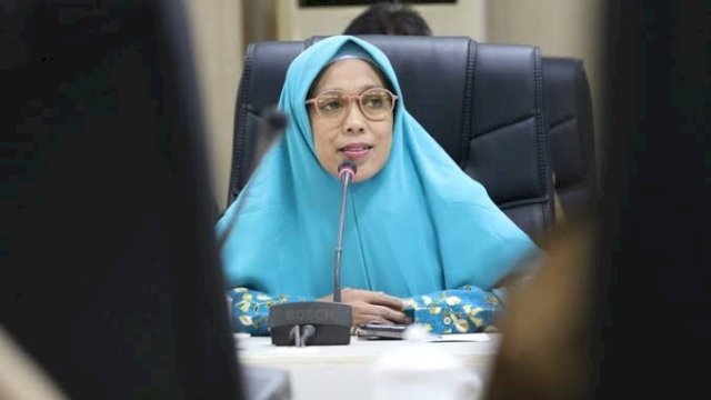 Legislator PKS kota Makassar Yenni Rahman.