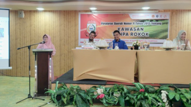 Anggota DPRD Makassar Yeni Rahman menggelar sosialisasi Perda KTR bersama warga