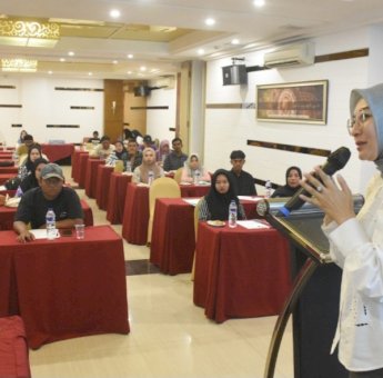 Anggota DPRD Makassar, Budi Hastuti Siap Bantu Masyarakat yang Tersandung Kasus Hukum