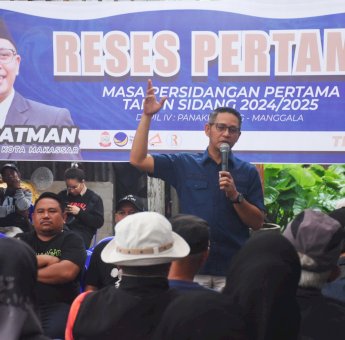 Dicurhati Masyarakat Terkait Jalan Rusak, Ketua DPRD Supratman Minta Pemkot Segera Perbaiki-Dorong Ekonomi Kreatif