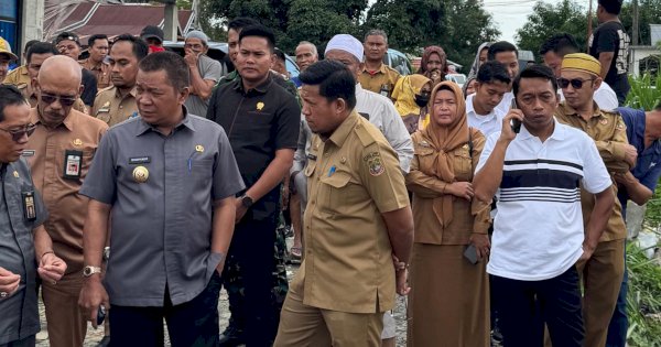 Bareng Legislator NasDem Abd Rahman Tinjau Jembatan Roboh, Bupati Sidrap Terpilih Syaharuddin Alrif Janji Perbaikan Cepat