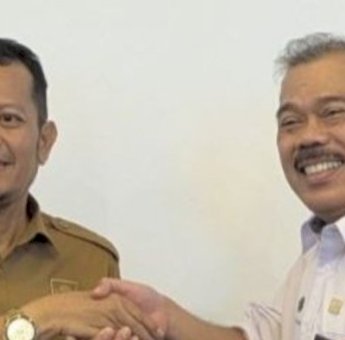 Pemkab Barru Terima Penghargaan Tercepat Penyaluran DAK