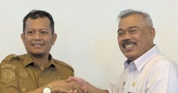 Pemkab Barru Terima Penghargaan Tercepat Penyaluran DAK