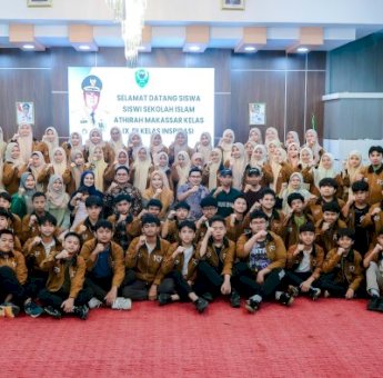 Bupati Barru Sambut Siswa Siswi SMP Islam Athirah Makassar