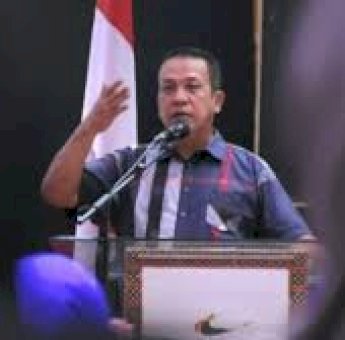 Anggota DPRD Makassar Hasanuddin Leo Hadiri Tradisi Sapu-Sapu Ulu Hari Asyura