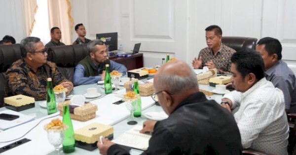 Pj Gubernur Prof Fadjry Djufry Pimpin Rakor Satgas Swasembada Pangan dengan Kepala Daerah se-Sulsel