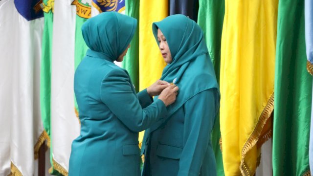 Dr Andi Indriaty Syaiful resmi dilantik sebagai Penjabat Ketua Tim Penggerak PKK Sulsel.