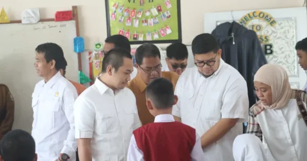 Tinjau Sejumlah Sekolah, Fraksi Gerindra DPRD Makassar Pastikan Program Makan Bergizi Gratis Tepat Sasaran