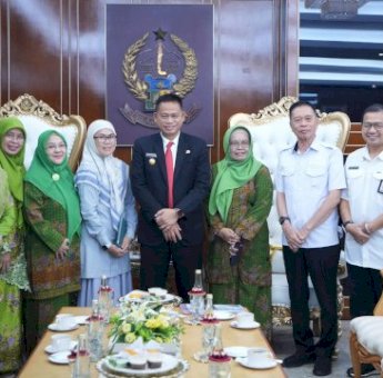 Temui Pj Gubernur Prof Fadjry Djufry, Andi Majdah Laporkan Persiapan Kongres Muslimat NU