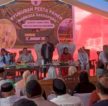 Bupati Bone Terpilih Andi Asman Hadiri Undangan Syukuran Pesta Panen Desa Tawaroe:Wajib Dilestarikan