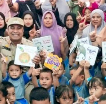 Wakaf Buku Bupati Chaidir Syam Perkuat TGM Maros