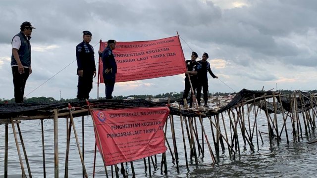 Pagar Laut Misterius di Bekasi di segel.