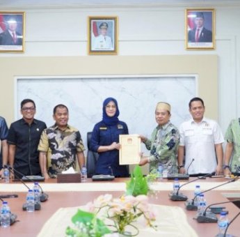 DPRD Sulsel Terima SK Penetapan Paslon Gubernur dan Wakil Gubernur Terpilih, Besok Diparipurnakan