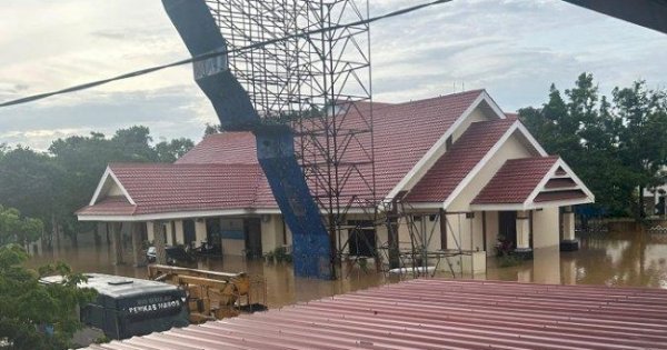 Banjir di 14 Kecamatan, Pemkab Maros Liburkan ASN dan Sekolah Terapkan Belajar Daring