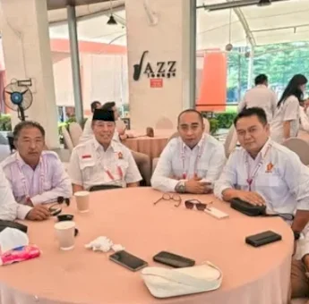 Bupati Terpilih Zadrak Tombeg dan Anggota DPRD Tana Toraja Hadiri HUT Ke-17 Partai Gerindra