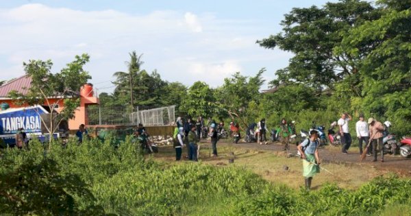 Peringati HPSN 2025, Dinas Lingkungan Hidup Makassar Bersama Provinsi Gelar Aksi Bersih-Bersih di TPS 3R dan Bank Sampah Untia