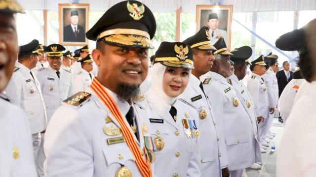 Gubernur dan Wakil Gubernur Sulsel, Andi Sudirman Sulaiman-Fatmawati Rusdi.