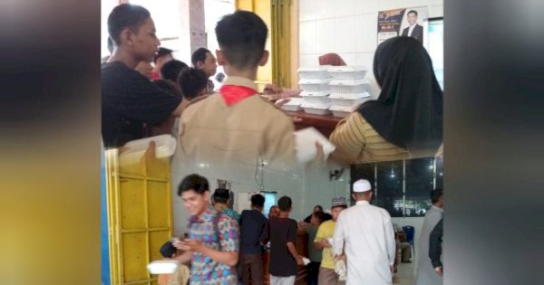 Jumat Berkah NasDem Maros, Sahiruddin Jaga Tradisi Politik Kemanusiaan di Masyarakat Setiap Pekan