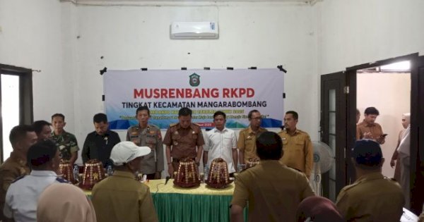RKPD 2025, Anggota DPRD Takalar Hadiri Musrenbang Kecamatan Mangarabombang