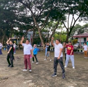 Pj Bupati Idham Bareng Jajaran Pemkab Sidrap Ikut Senam Sehat