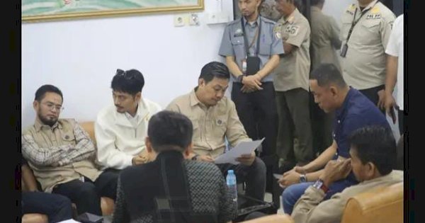 Diduga Melanggar, Komisi A DPRD Makassar Tinjau Gudang Plastik di Jalan Cakalang, Legislator NasDem H Syaiful: Kami Tindak Tegas