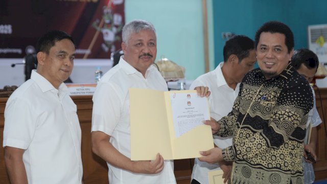 KPU Tetapkan Bupati dan Wakil Bupati Pinrang Terpilih, Irwan Hamid-Sudirman Bungi.