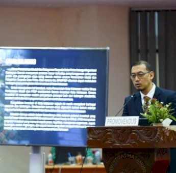 Bahas Soal Pengelolaan Investasi di Makassar, Andi Zulkifly Raih Gelar Doktor Administrasi Publik Unhas Predikat Cumlaude