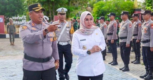 Bupati Barru Andi Ina Pimpin Apel Gelar Pasukan Operasi Ketupat 2025