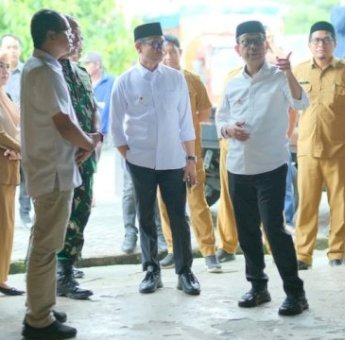 Kunjungi Kantor Bulog, Bupati Soppeng Suwardi Pastikan Stok Pangan Aman