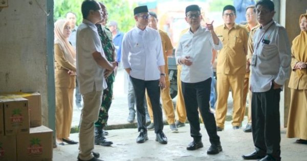 Kunjungi Kantor Bulog, Bupati Soppeng Suwardi Pastikan Stok Pangan Aman