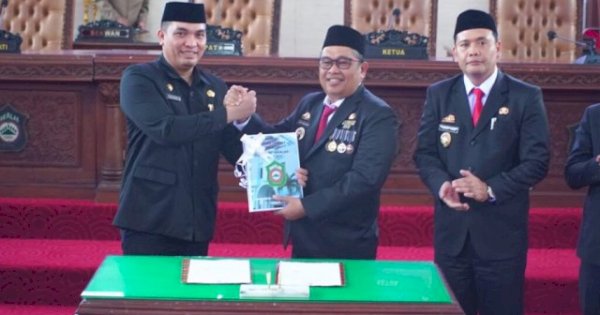 DPRD Takalar Gelar Sertijab Bupati Takalar
