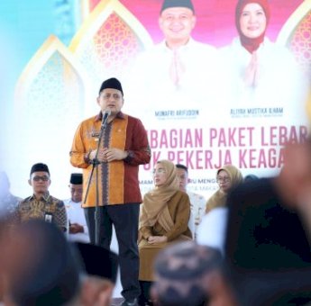 Pemkot Makassar Salurkan 5.500 Paket Sembako untuk Pekerja Keagamaan