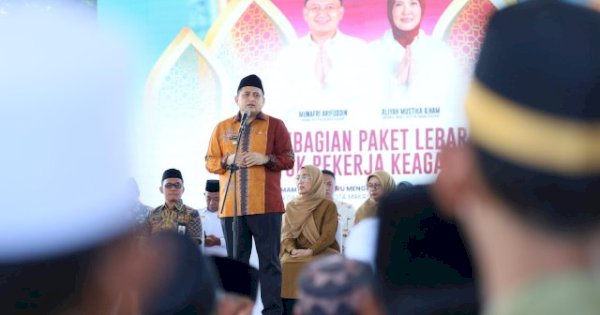 Pemkot Makassar Salurkan 5.500 Paket Sembako untuk Pekerja Keagamaan
