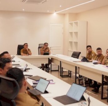 Pj Sekda Irwan Adnan Pimpin Rapat TAPD Tindak Lanjut Inpres Tentang Anggaran