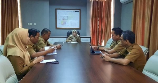 Wabup Sidrap Nurkanaah Pimpin Rapat Koordinasi Pajak dan Retribusi Parkir