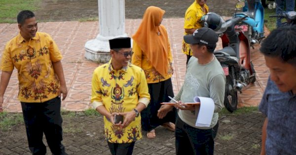Wabup Selle Pantau Proses Pemeriksaan Fisik Kendaraan Dinas Pemkab Soppeng
