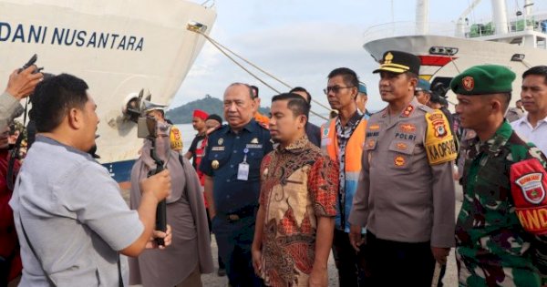 Wali Kota Parepare Tasming Hamid dan Forkopimda Pantau Arus Mudik di Pelabuhan Nusantara