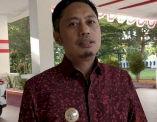 Bupati Enrekang Yusuf Ritangnga Lepas Arsil Bagenda yang Purna Tugas Setelah 34 Tahun Mengabdi
