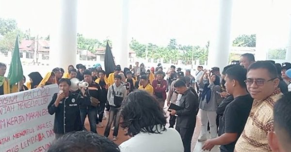 DPRD Palopo Teruskan Aspirasi Mahasiswa ke Pemerintah Pusat