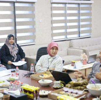 Bersama Kementerian Kesehatan RI, Wawali Makassar Aliyah Mustika Ilham Tinjau RSUD Daya