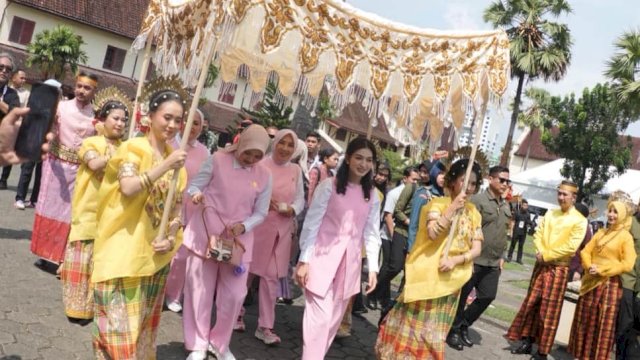 Selvi Ananda ke Makassar, Wali Kota-Wawali dan Ketua PKK Dampingi dalam Misi Lestarikan Budaya